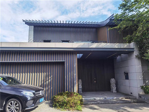证大九间堂独栋别墅,8室4厅6卫569.8平方毛坯,地下一层地上两层,有院子,有独立停车库,位置佳,4099万